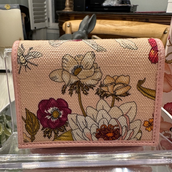 💗Limited Edition Pink Gucci Flora Wallet FULL INCLUSION💗 - Picture 3 of 7